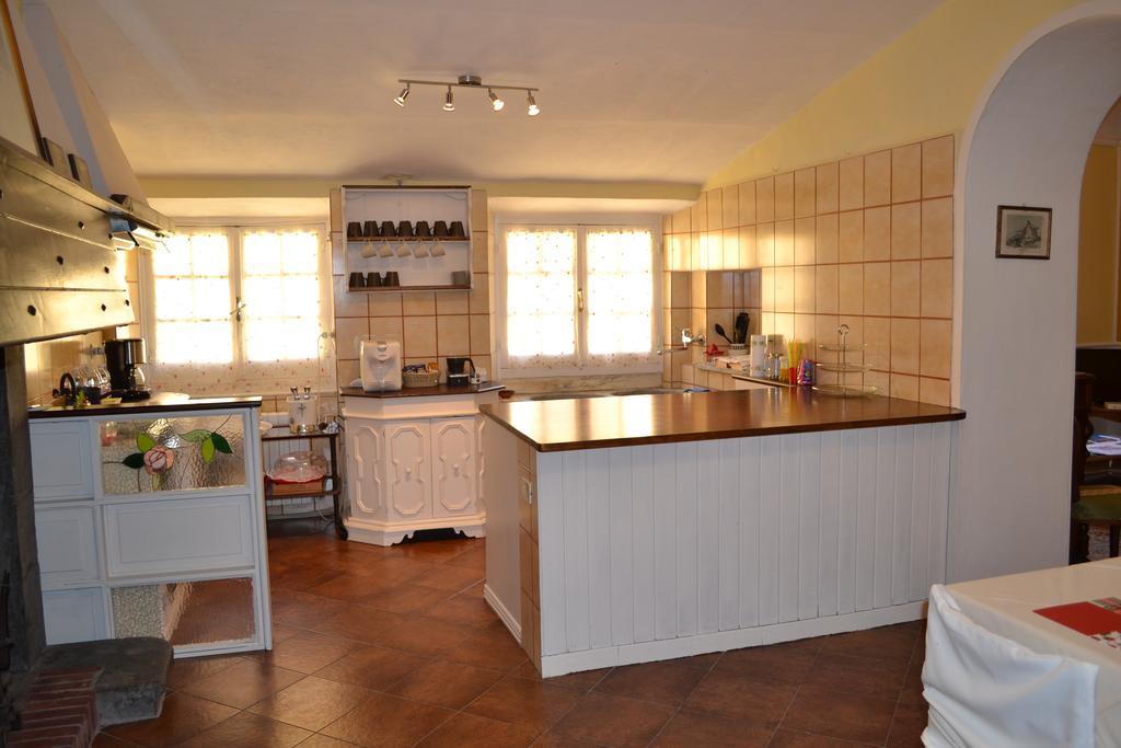 סרזאנה Corte Palazzo Picedi Benettini מראה חיצוני תמונה