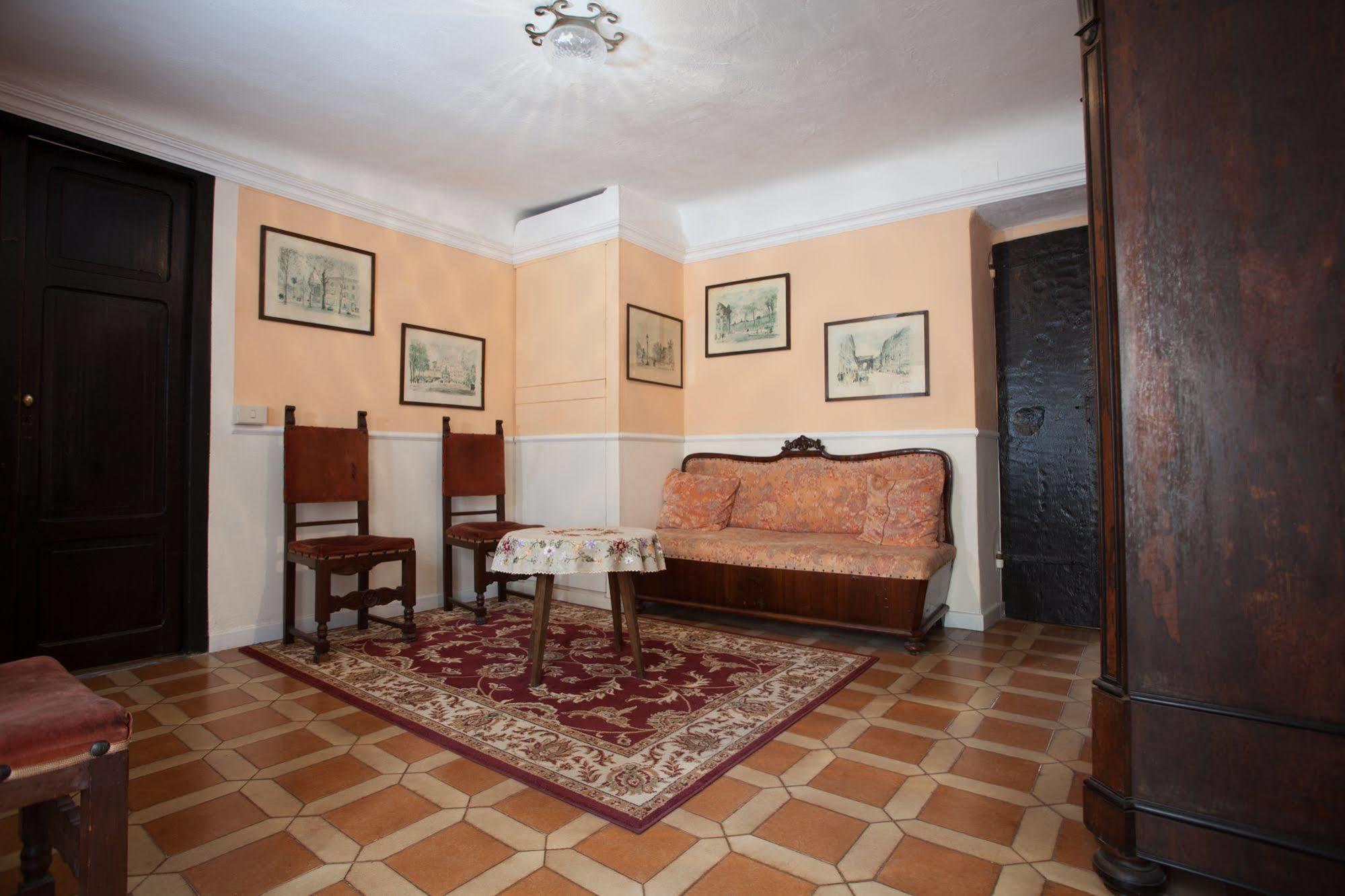 סרזאנה Corte Palazzo Picedi Benettini מראה חיצוני תמונה